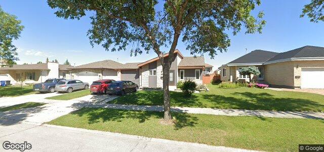 103 Olford Crescent（加拿大曼尼托巴省溫尼伯市）房屋照片