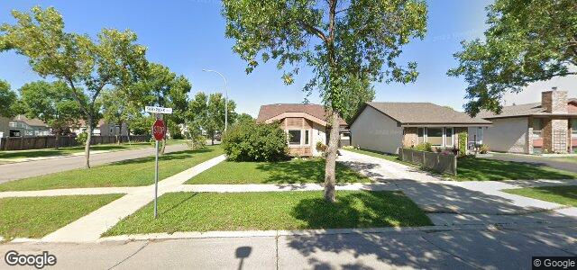 125 Skrypnyk Crescent（加拿大曼尼托巴省溫尼伯市）房屋照片