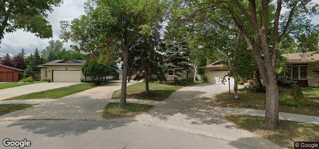 Photo of 142 Leahcrest Crescent in Winnipeg, Manitoba