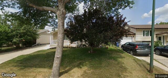 15 Leahcrest Crescent（加拿大曼尼托巴省溫尼伯市）房屋照片