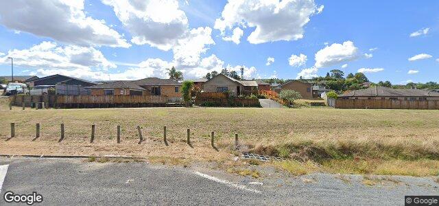 Larawan ng 18 Derbyshire Place sa Winnipeg, Manitoba