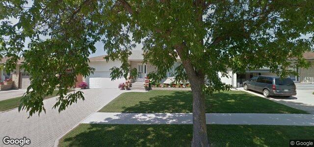 18 Streilein Crescent（加拿大曼尼托巴省溫尼伯市）房屋照片