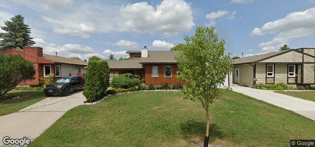 31 Leahcrest Crescent（加拿大曼尼托巴省溫尼伯市）房屋照片