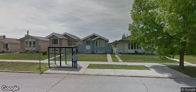 328 Mandalay Drive（加拿大曼尼托巴省溫尼伯市）房屋照片