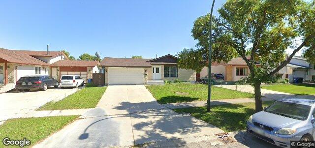 33 Skrypnyk Crescent（加拿大曼尼托巴省溫尼伯市）房屋照片