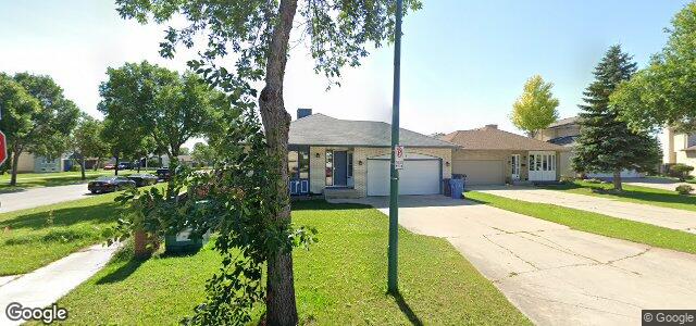 4 Prelest Place（加拿大曼尼托巴省溫尼伯市）房屋照片