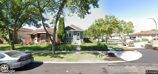 544 Mandalay Drive（加拿大曼尼托巴省温尼伯市）房屋照片