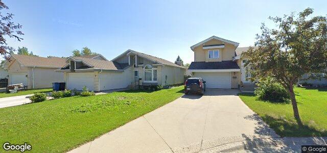 Photo of 8 Philiman Place in Winnipeg, Manitoba