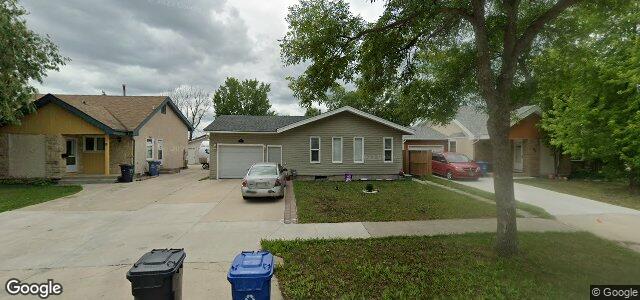 Photo of 82 Cail Bay in Winnipeg, Manitoba