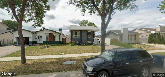 92 Leahcrest Crescent（加拿大曼尼托巴省溫尼伯市）房屋照片