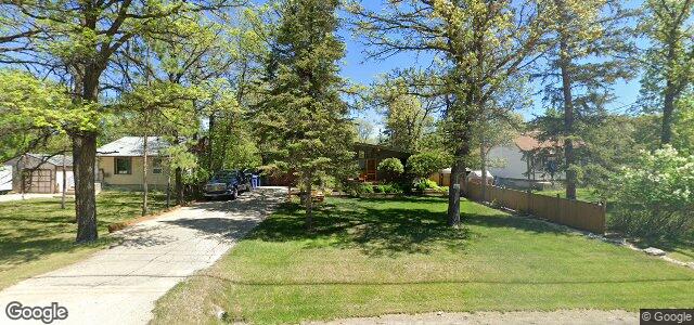 315 Oakdale Drive（加拿大曼尼托巴省溫尼伯市）房屋照片