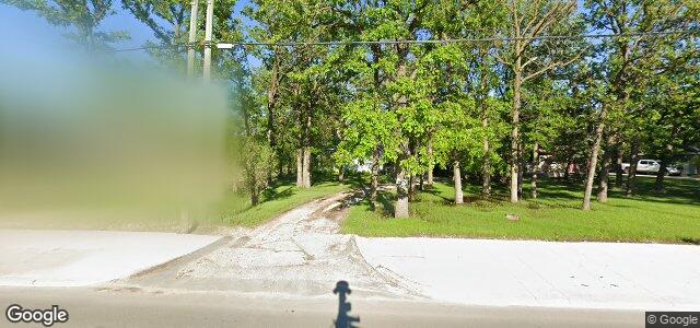 4476 Roblin Boulevard（加拿大曼尼托巴省溫尼伯市）房屋照片