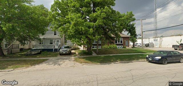 1003 Clarence Avenue（加拿大曼尼托巴省溫尼伯市）房屋照片