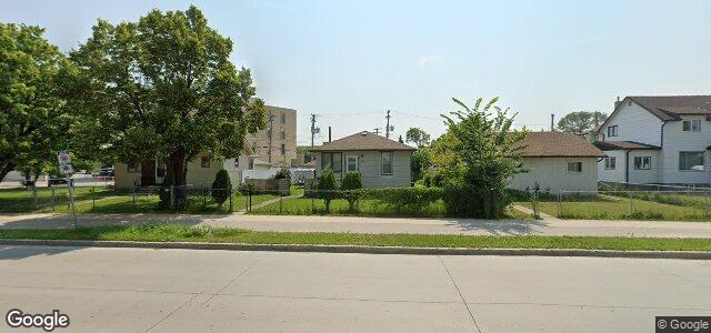 1012 Chevrier Boulevard（加拿大曼尼托巴省溫尼伯市）房屋照片