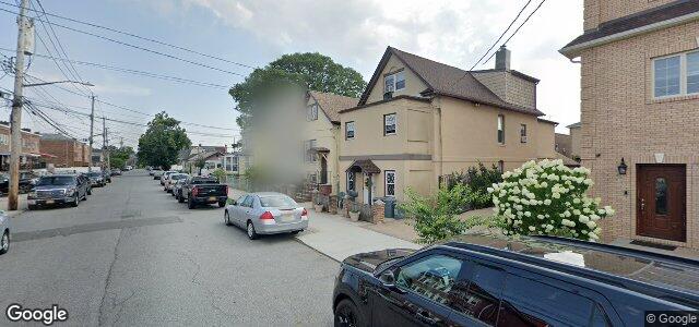 Photo of 1021 Clarence Avenue in Winnipeg, Manitoba