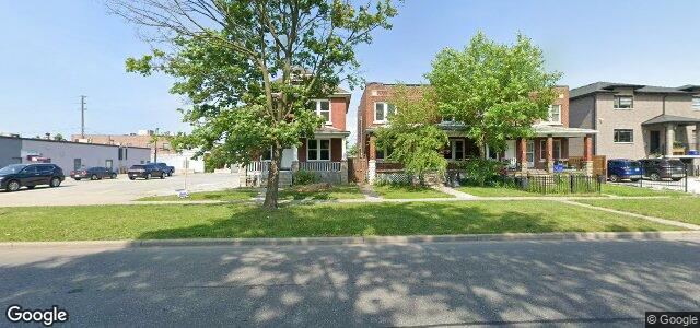 1030 Howard Avenue（加拿大曼尼托巴省溫尼伯市）房屋照片