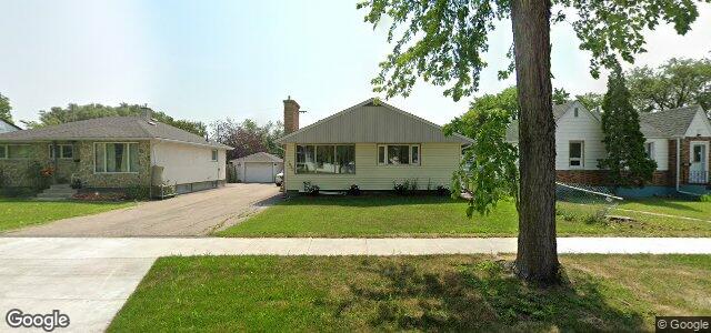 1050 Manahan Avenue（加拿大曼尼托巴省溫尼伯市）房屋照片