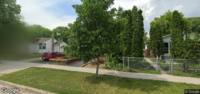 1061 Dumas Avenue（加拿大曼尼托巴省溫尼伯市）房屋照片