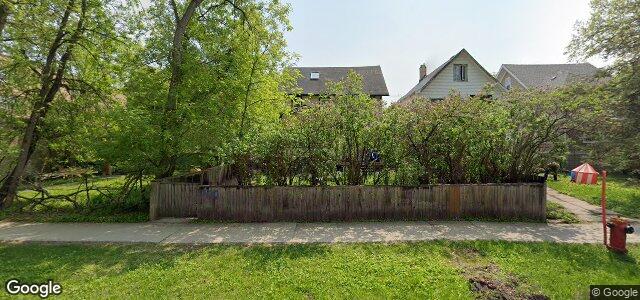 700 Mcmillan Avenue（加拿大曼尼托巴省溫尼伯市）房屋照片