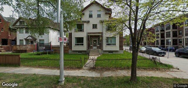Photo of 830 Grosvenor Avenue in Winnipeg, Manitoba