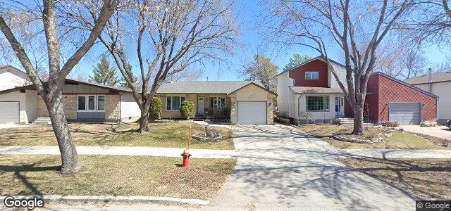 131 Hawkins Crescent（加拿大曼尼托巴省溫尼伯市）房屋照片