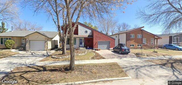 Photo of 135 Hawkins Crescent in Winnipeg, Manitoba
