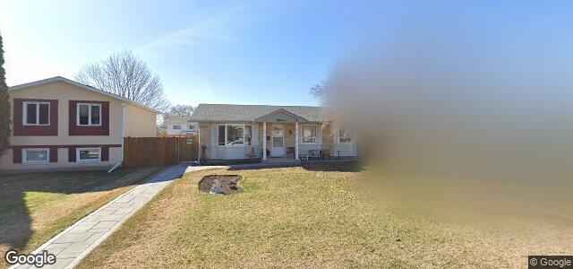 Photo of 18 Willowmeade Crescent in Winnipeg, Manitoba