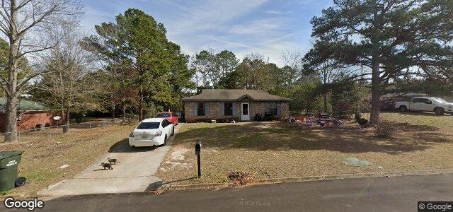 215 Hazelwood Avenue（加拿大曼尼托巴省溫尼伯市）房屋照片