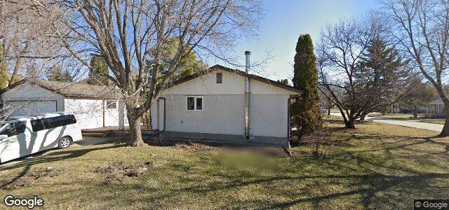 27 Olivewood Crescent（加拿大曼尼托巴省溫尼伯市）房屋照片