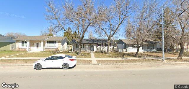 417 Meadowood Drive（加拿大曼尼托巴省溫尼伯市）房屋照片