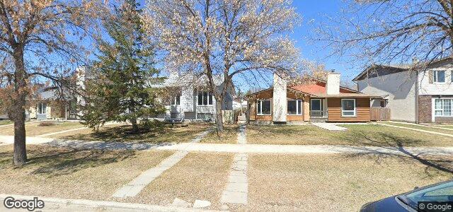 423 Novavista Drive（加拿大曼尼托巴省溫尼伯市）房屋照片