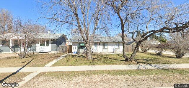 Larawan ng 433 Meadowood Drive sa Winnipeg, Manitoba