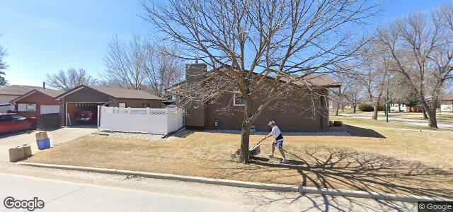 70 Hawkins Crescent（加拿大曼尼托巴省温尼伯市）房屋照片