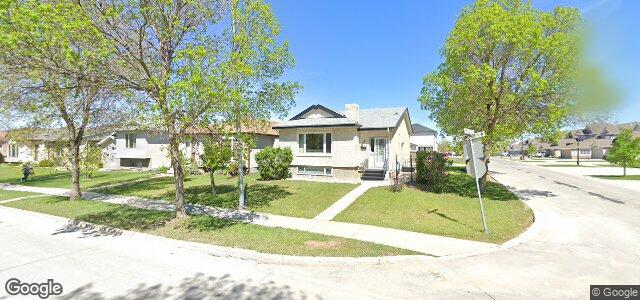 1071 Devonshire Drive W（加拿大曼尼托巴省溫尼伯市）房屋照片