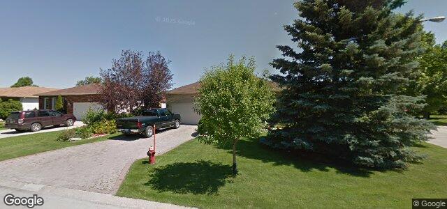 111 Spring Meadow Crescent（加拿大曼尼托巴省溫尼伯市）房屋照片