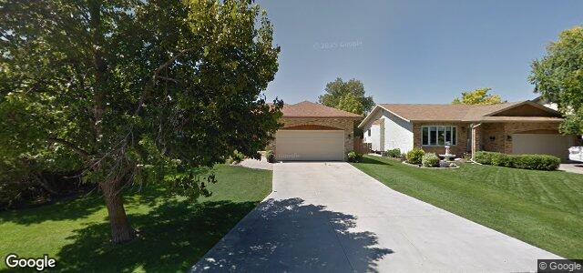 114 Spring Meadow Crescent（加拿大曼尼托巴省溫尼伯市）房屋照片