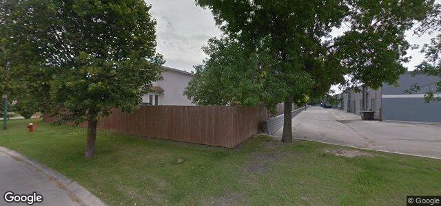 126 Spring Meadow Crescent（加拿大曼尼托巴省溫尼伯市）房屋照片