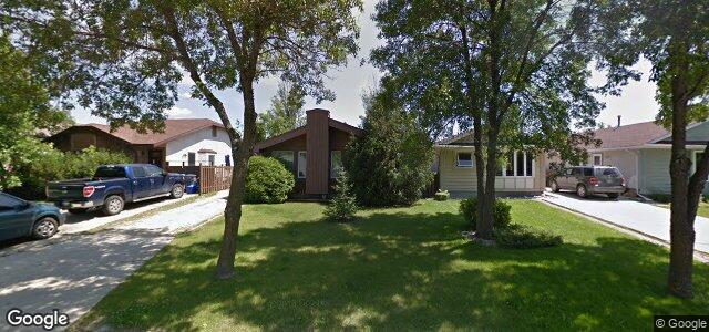 135 Lynn Lake Drive（加拿大曼尼托巴省溫尼伯市）房屋照片