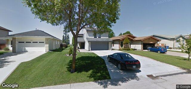 136 Woodside Crescent（加拿大曼尼托巴省溫尼伯市）房屋照片