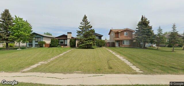 Larawan ng 1935 Plessis Road sa Winnipeg, Manitoba