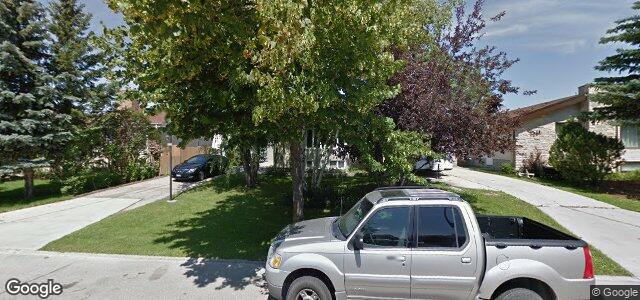 211 Lynn Lake Drive（加拿大曼尼托巴省溫尼伯市）房屋照片