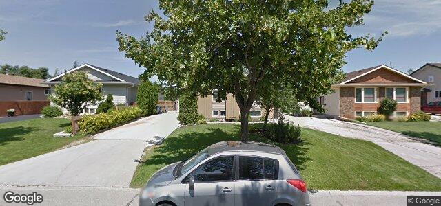 235 Lynn Lake Drive（加拿大曼尼托巴省溫尼伯市）房屋照片