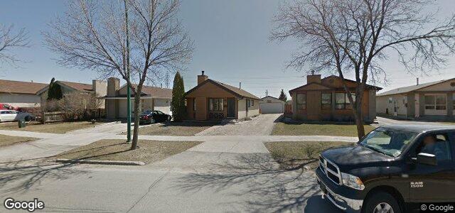 30 Kildonan Meadow Drive（加拿大曼尼托巴省溫尼伯市）房屋照片