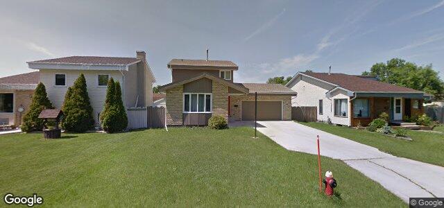 92 Lynn Lake Drive（加拿大曼尼托巴省溫尼伯市）房屋照片