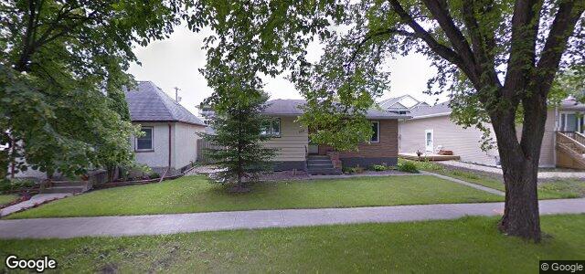 Photo of 444 Melrose Avenue W in Winnipeg, Manitoba