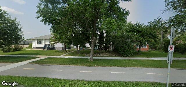 557 Pandora Avenue E（加拿大曼尼托巴省溫尼伯市）房屋照片