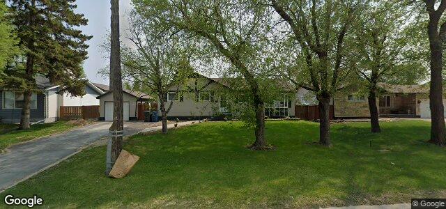 142 Riel Avenue（加拿大曼尼托巴省溫尼伯市）房屋照片