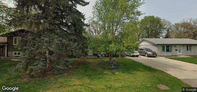 15 Oakridge Bay（加拿大曼尼托巴省溫尼伯市）房屋照片