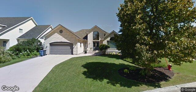 Photo of 154 River Pointe Drive in Winnipeg, Manitoba