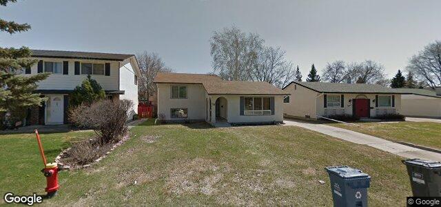 18 Harry Collins Avenue（加拿大曼尼托巴省溫尼伯市）房屋照片